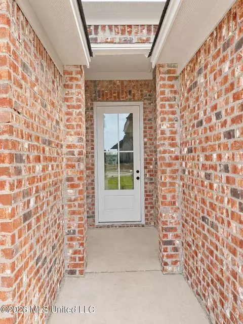 Entry Way - 704 Kathleen Dr, Canton, MS 39046 photo 1 of 3