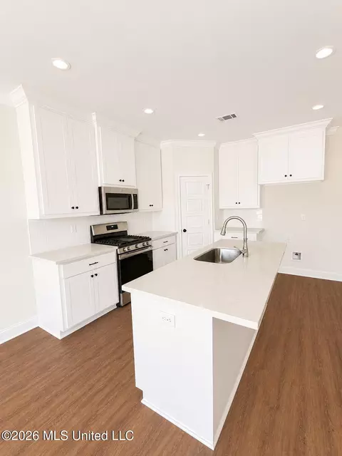 Kitchen - 704 Kathleen Dr, Canton, MS 39046 photo 1 of 2