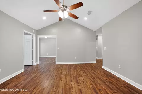 Living - 1127 Oak Glen Pl, Jackson, MS 39212 photo 7 of 10