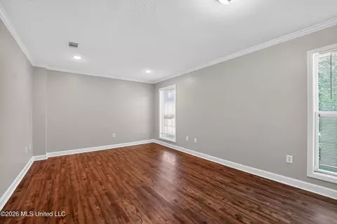 Living - 1127 Oak Glen Pl, Jackson, MS 39212 photo 1 of 10