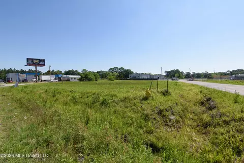 3920 Mississippi 63, Moss Point, MS 39563