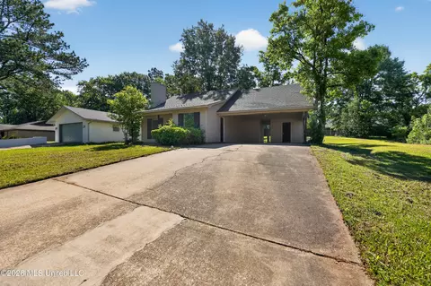 4253 Cypress Dr, Jackson, MS 39212
