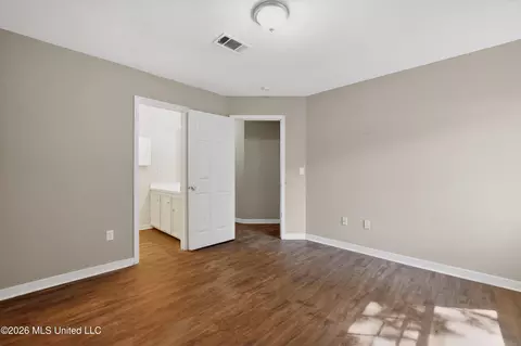 Bedroom - 4253 Cypress Dr, Jackson, MS 39212 photo 6 of 9