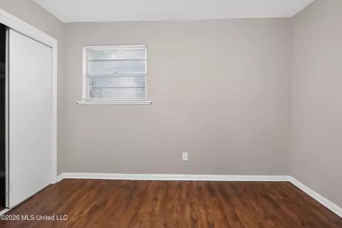 Bedroom - 1439 Gibralter Dr, Jackson, MS 39204 photo 8 of 11