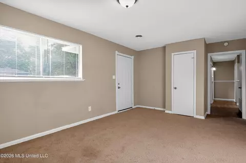 Bedroom - 1439 Gibralter Dr, Jackson, MS 39204 photo 7 of 11