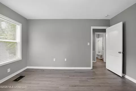 Bedroom - 609 Belvedere Rd, Jackson, MS 39206 photo 6 of 9