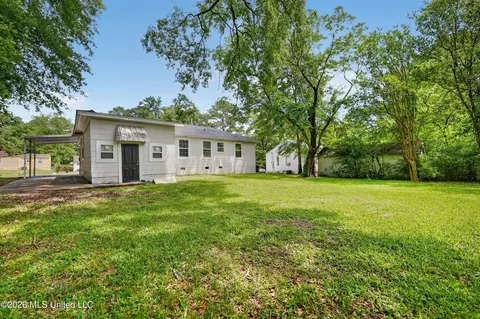 Exterior - 609 Belvedere Rd, Jackson, MS 39206 photo 1 of 2