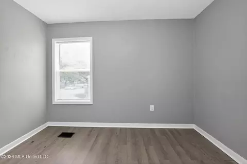Bedroom - 609 Belvedere Rd, Jackson, MS 39206 photo 5 of 9