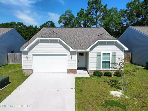 11389 Camden Ct Cir, Gulfport, MS 39503