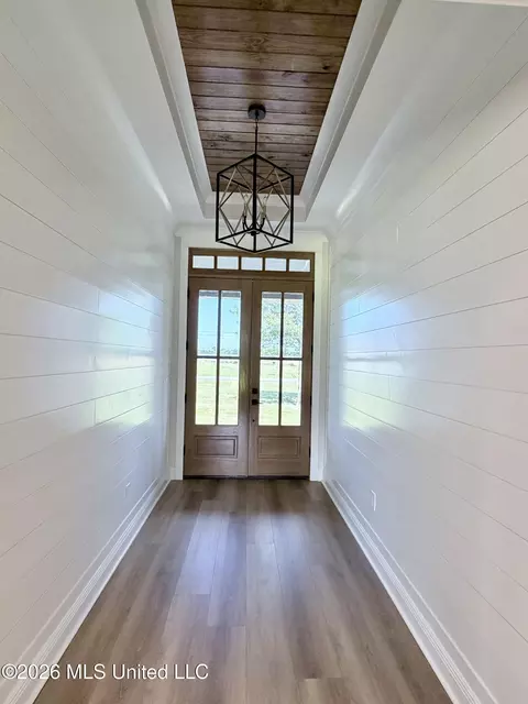 Entry Way - 2410 Timber Ln, Lucedale, MS 39452 photo 1 of 6