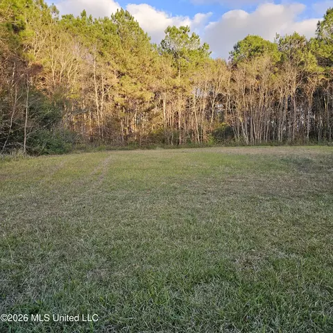Crescent Shore Drive, Biloxi, MS 39532