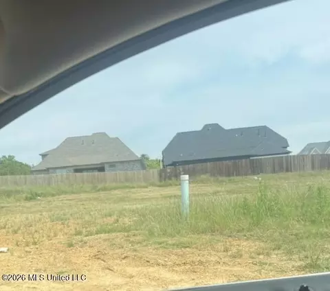 2504 Winterwood, Hernando, MS 38632