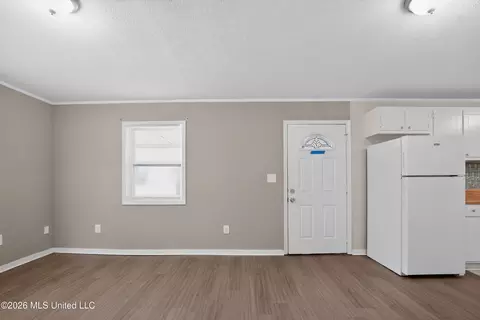 Living - 119 Martin Rd, Brandon, MS 39042 photo 1 of 3