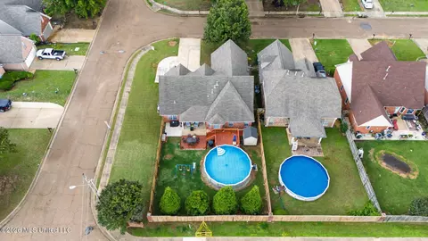 View/Area - 1262 Greenwich Dr, Hernando, MS 38632 photo 4 of 7