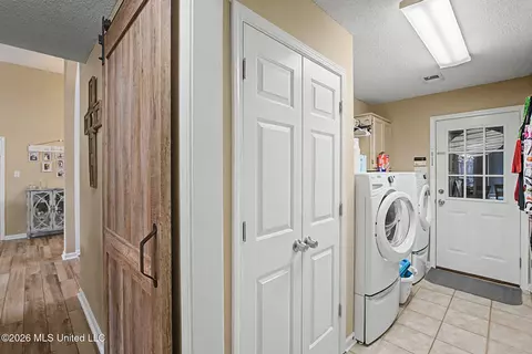 Other - 1262 Greenwich Dr, Hernando, MS 38632 photo 4 of 7