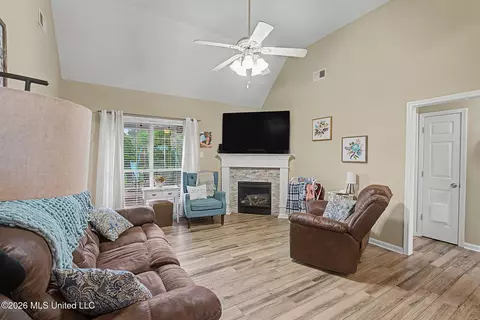Other - 1262 Greenwich Dr, Hernando, MS 38632 photo 2 of 7