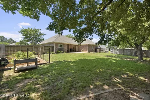 Exterior - 134 Bradfield Rd, Madison, MS 39110 photo 4 of 6