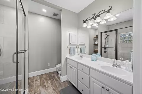 Bath - 134 Bradfield Rd, Madison, MS 39110 photo 1 of 2