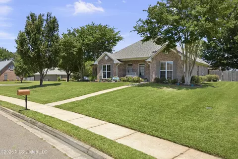 Exterior - 134 Bradfield Rd, Madison, MS 39110 photo 3 of 6