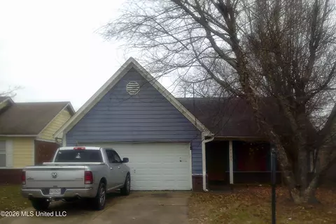 7033 Tudor Ln, Horn Lake, MS 38637