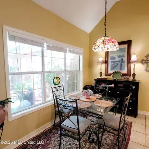 Dining - 500 Parkview Cv, Brandon, MS 39047 photo 3 of 3
