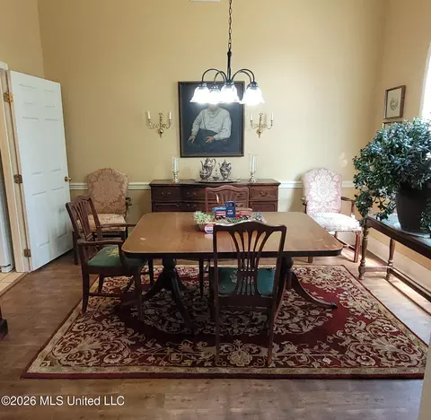 Dining - 500 Parkview Cv, Brandon, MS 39047 photo 1 of 3