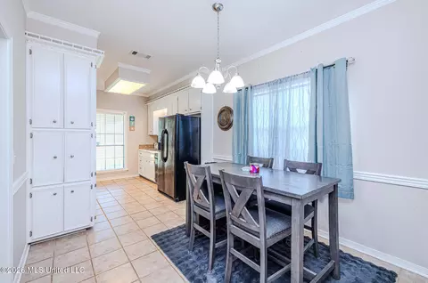 Dining - 548 Trace View Rd, Madison, MS 39110 photo 1 of 2