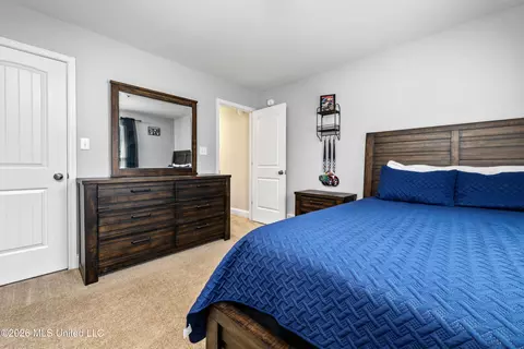Bedroom - 2126 Great Barrington Pl, Nesbit, MS 38651 photo 5 of 8