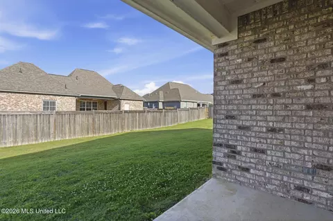 Exterior - 137 Sweetbriar Cir, Canton, MS 39046 photo 3 of 5