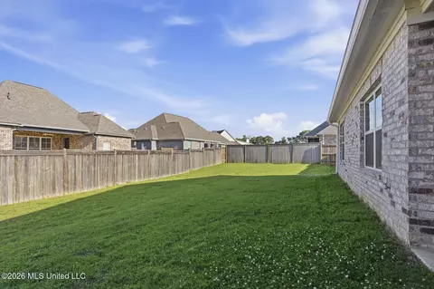 Exterior - 137 Sweetbriar Cir, Canton, MS 39046 photo 4 of 5