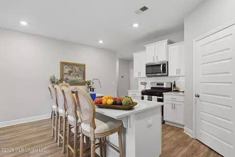 Kitchen - 137 Sweetbriar Cir, Canton, MS 39046 photo 4 of 6