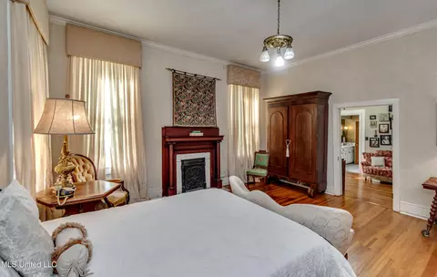 Bedroom - 203 Pearl St, Brandon, MS 39042 photo 8 of 12