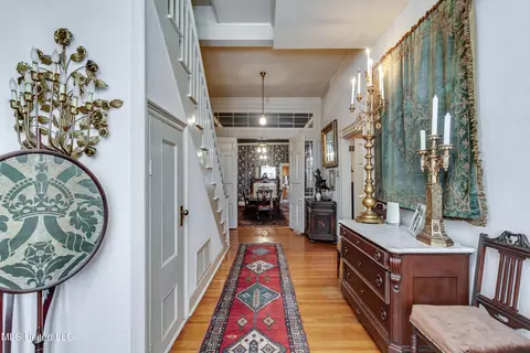 Entry Way - 203 Pearl St, Brandon, MS 39042 photo 2 of 2