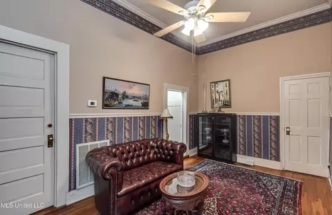 Bedroom - 203 Pearl St, Brandon, MS 39042 photo 5 of 12