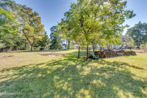 Exterior - 203 Pearl St, Brandon, MS 39042 photo 23 of 23