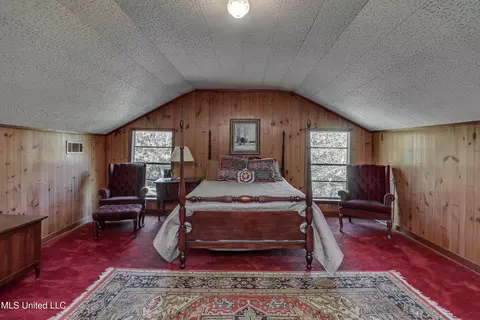 Bedroom - 203 Pearl St, Brandon, MS 39042 photo 10 of 12