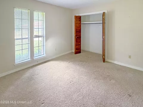 Bedroom - 328 Park Ln, Jackson, MS 39212 photo 2 of 3