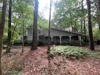 Exterior - 113 Campfire Cir, Brandon, MS 39047 photo 1 of 13
