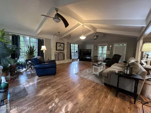 Living - 113 Campfire Cir, Brandon, MS 39047 photo 1 of 1
