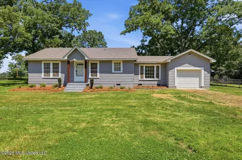 2220 Simpson Hwy 149, Braxton, MS 39044