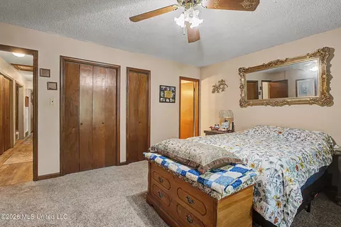 Bedroom - 1463 Thunderbird Dr, Hernando, MS 38632 photo 2 of 3