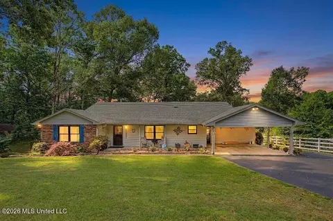 1463 Thunderbird Dr, Hernando, MS 38632