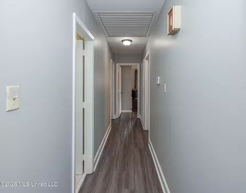 Entry Way - 5758 Brownlee Dr, Jackson, MS 39206 photo 1 of 1