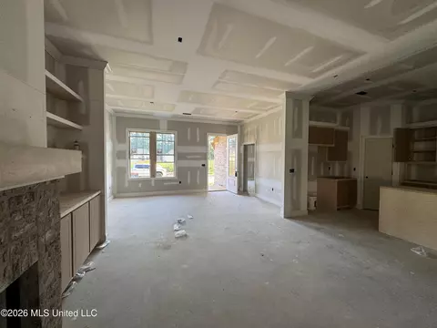 Living - 414 Hyde Park Cv, Brandon, MS 39042 photo 3 of 4