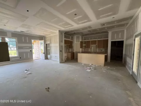 Living - 414 Hyde Park Cv, Brandon, MS 39042 photo 4 of 4