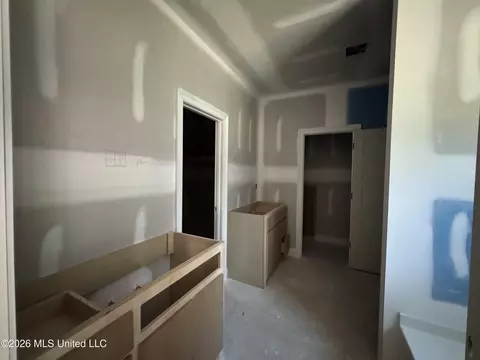 Entry Way - 414 Hyde Park Cv, Brandon, MS 39042 photo 3 of 4