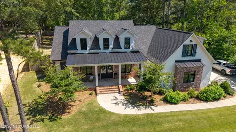 212 Cottesbrooke Cir, Madison, MS 39110