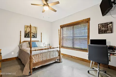 Bedroom - 6720 Thyatira Tyro, Como, MS 38619 photo 5 of 8