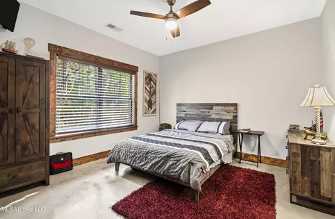 Bedroom - 6720 Thyatira Tyro, Como, MS 38619 photo 6 of 8