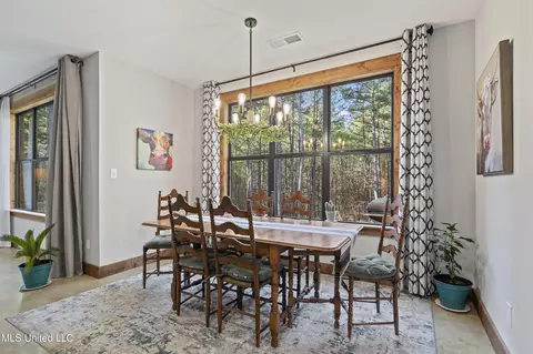 Dining - 6720 Thyatira Tyro, Como, MS 38619 photo 1 of 1